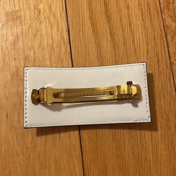 Fendi leather barrette - Picture 2 of 3